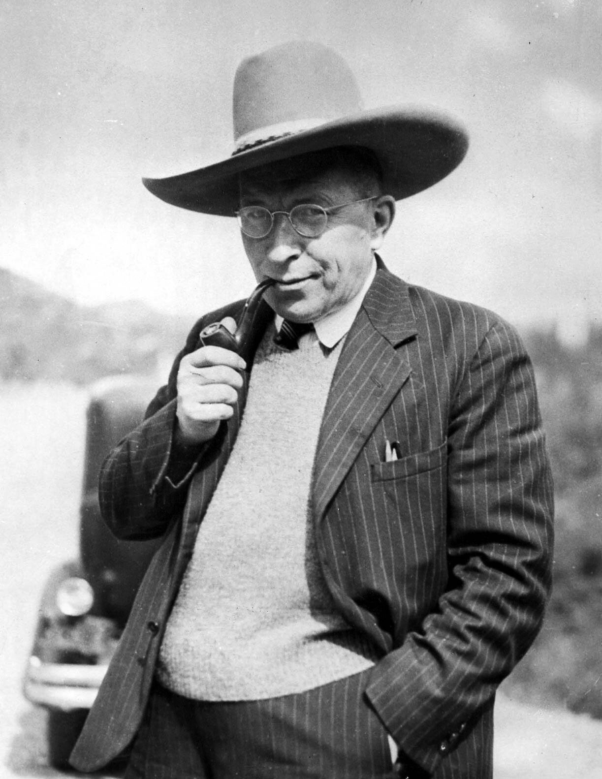 1921: Frederick Banting